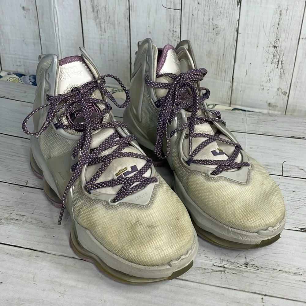Nike LeBron James XIX 19 Phantom White Canyon Purple